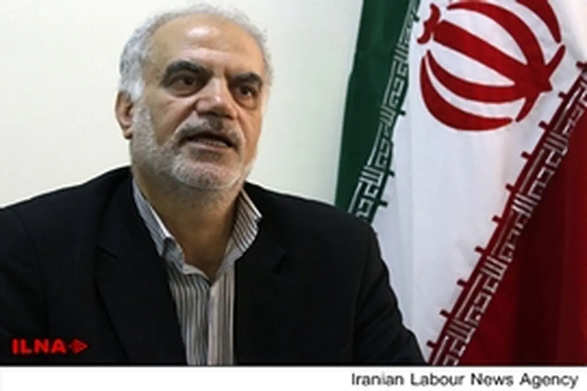 زمان احمدی‌نژاد سپری شده است / نمایندگان مجلس پاسخگوی نامه حمایت از رحیمی باشند