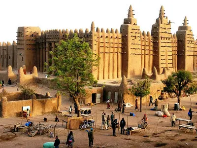 شنیده شدن صدای انفجار‌های مهیب در مالی