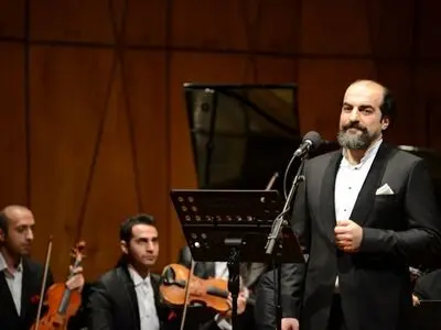 "رهگذر" با صدای بابک بابایی به شیوه "گلها" منتشر شد