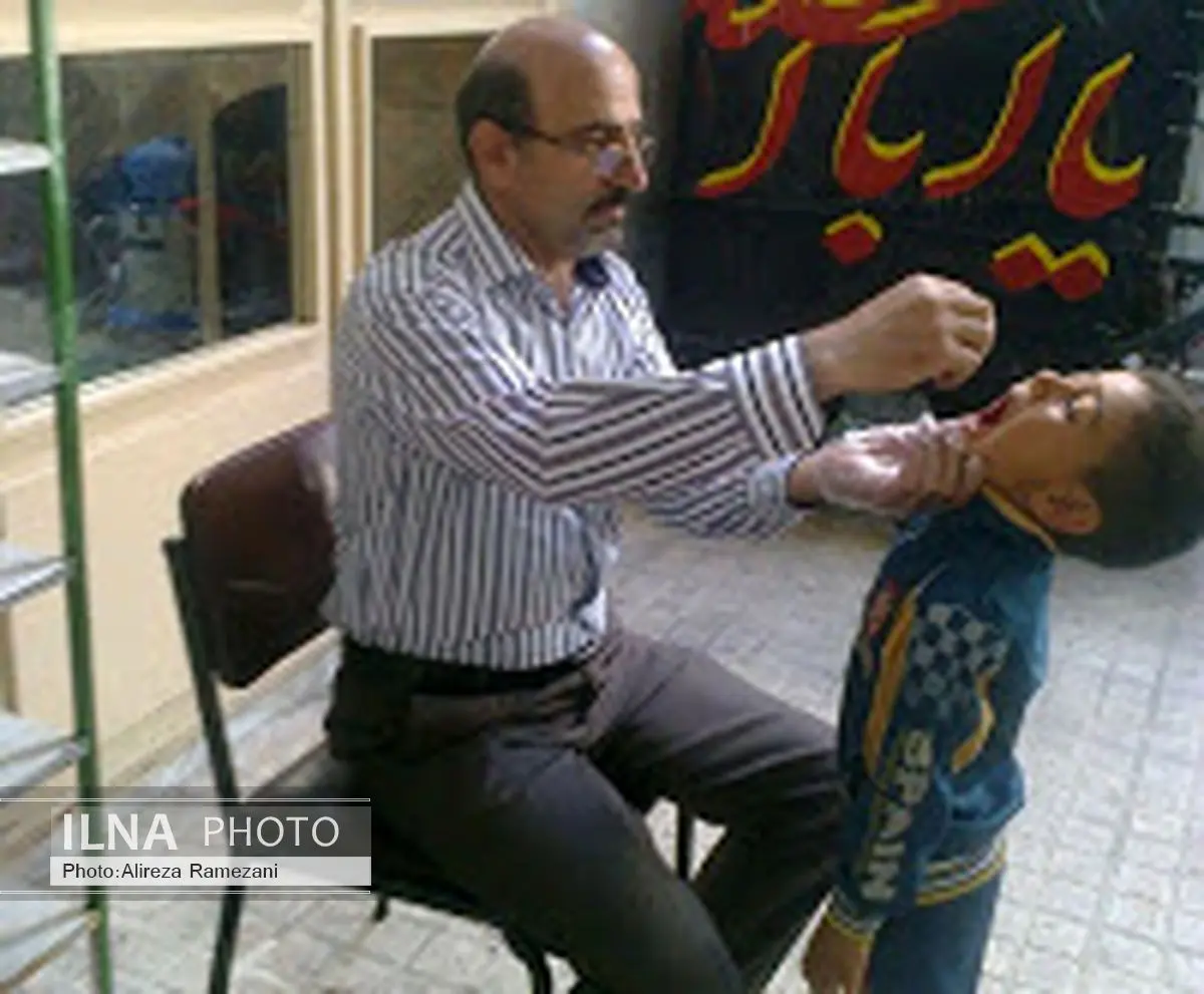 اجرای مرحله دوم طرح واکسیناسیون فلج اطفال در شهرستان ری