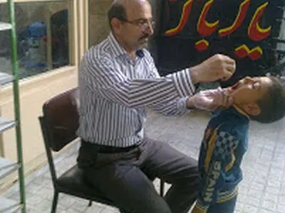 اجرای مرحله دوم طرح واکسیناسیون فلج اطفال در شهرستان ری 