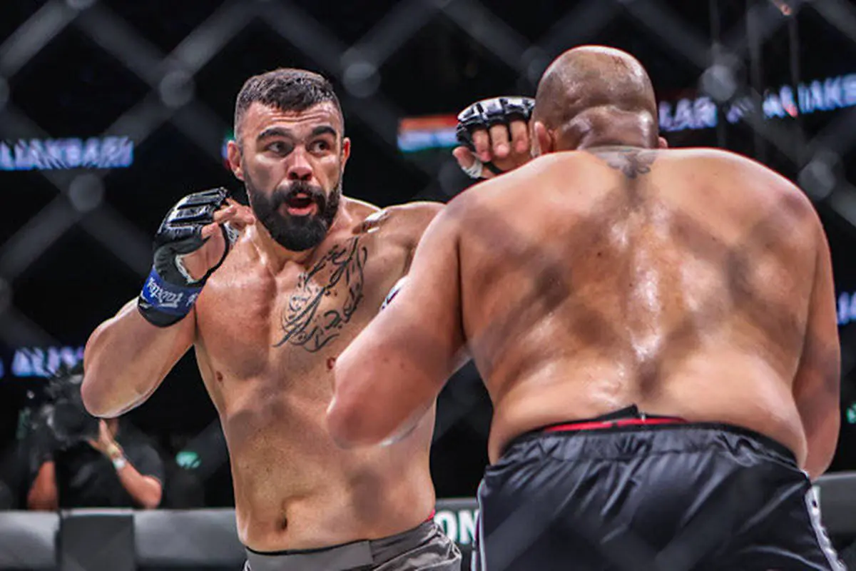 امیر علی‌اکبری در گام بلند قهرمانی؛ نبرد فایتر ایرانی با ستاره سابق UFC
