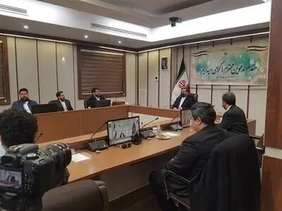 وزیر قول همکاری داد/ فاصله بین هنرمندان و مسئولان فرهنگی برداشته می‌شود/ بررسی نیازها و تقاضاهای هنرمندان به جلسات بعد موکول شد
