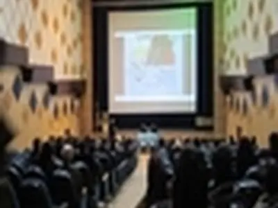 نمای نزدیک ۱۲ و ترنج در تبریز