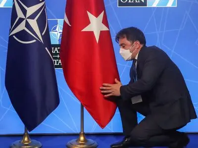 موافقیت کمیته روابط خارجی پارلمان ترکیه با عضویت سوئد در ناتو
