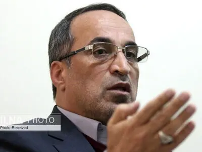 در شرایطی که بخشی از جامعه عصبی است، نمی‌شود رفراندوم برگزار کرد/ هیچ حکومتی با آتش‌زدن سطل آشغال تغییر نکرده است/ ابتدا باید نمایندگان مجلس استیضاح شوند