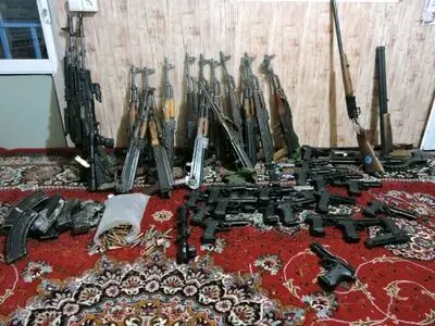 انهدام باند قاچاق سلاح و مهمات در شهرستان سروآباد / یک متهم در مخفیگاه خود زمین‌گیر شد