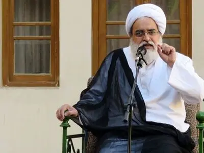 ملتی که کتاب نخواند ناچار به تکرار تجربیات دیگران است/ مردم باید کتابخوان باشند تا کتاب‌باز