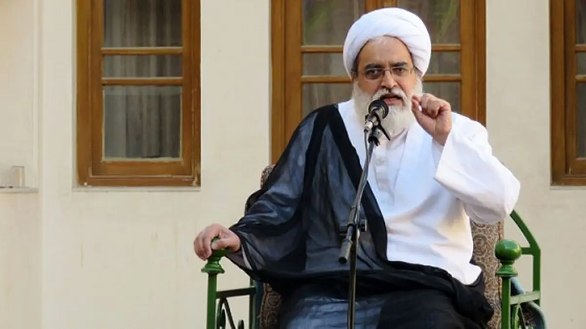 ملتی که کتاب نخواند ناچار به تکرار تجربیات دیگران است/ مردم باید کتابخوان باشند تا کتاب‌باز