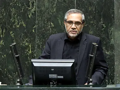 دولت باید به سمت برنامه محوری و استفاده از همه ظرفیت های انسانی درچارچوب دفاع ملی حرکت کند