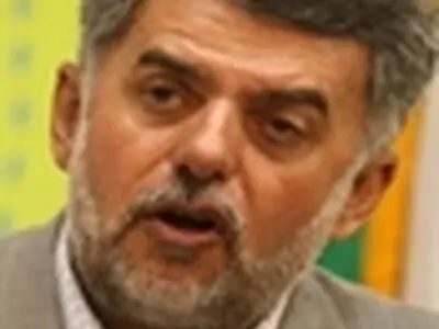 ساوه شمشکی: هیچ‌وقت کنار نمی‌روم / تابع قانون هستم