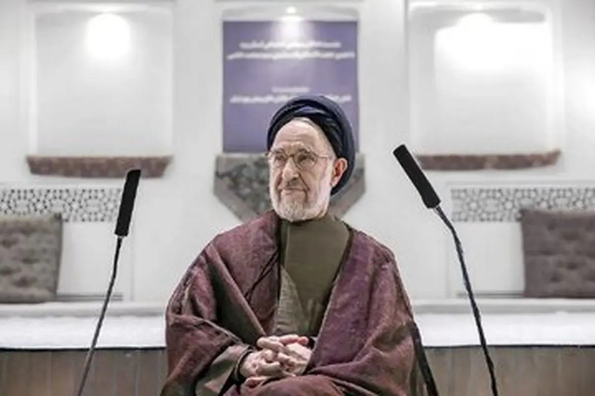گفتمان خاتمی تندروها را به حاشیه می راند