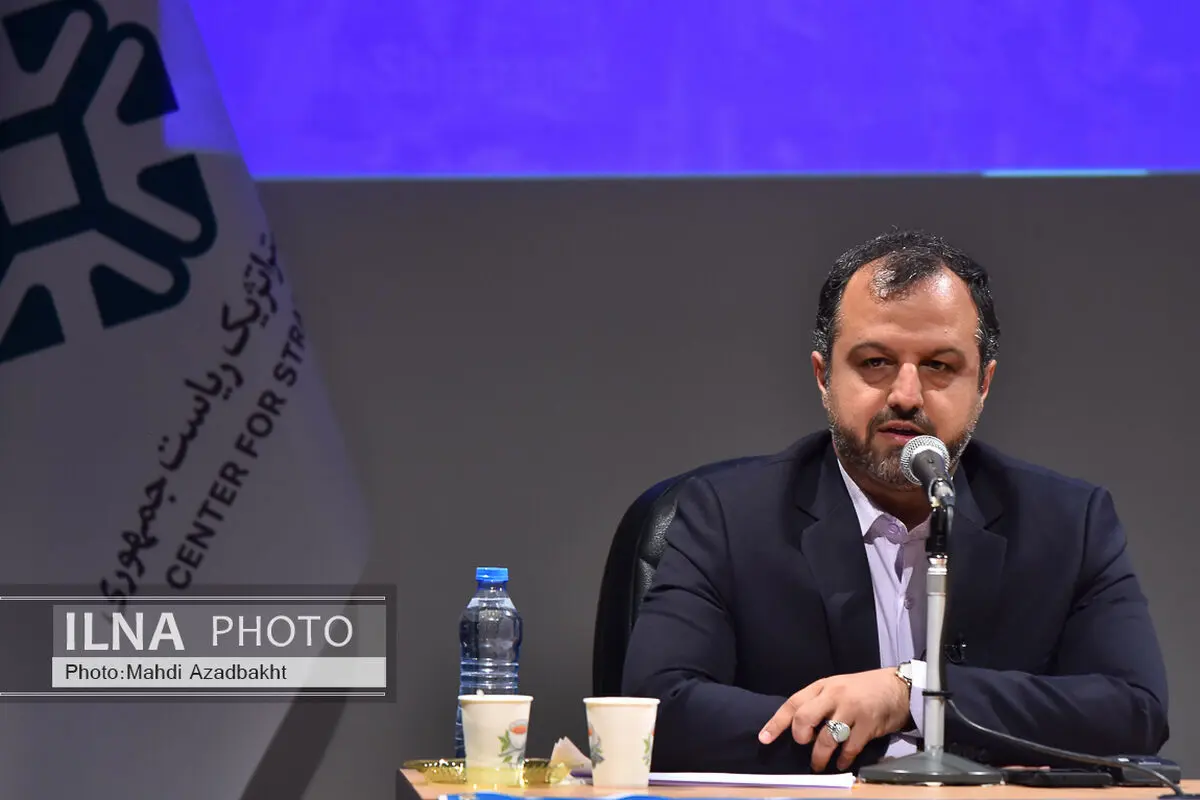 جزئیات ماجرا استعفای رئیس سازمان بورس/ اختلاف‌نظرهایی بر سر بودجه  وجود دارد/ باید منتظر لایحه بمانیم
