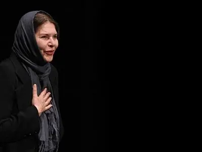 پیکر «هما»ی تئاتر ایران دوشنبه به میهن می‌رسد