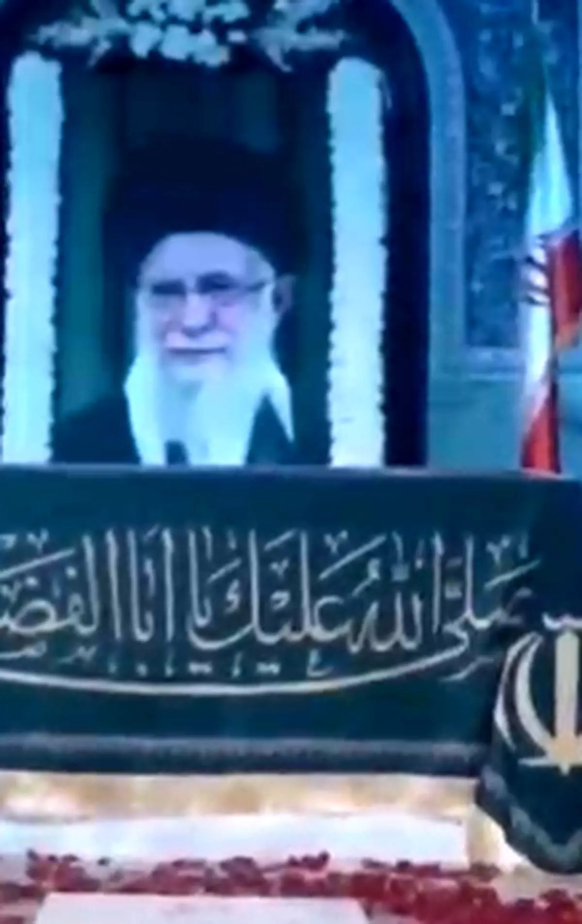 رونمایی از نماد رواق دارالذکر در میدان آزادی تهران + فیلم