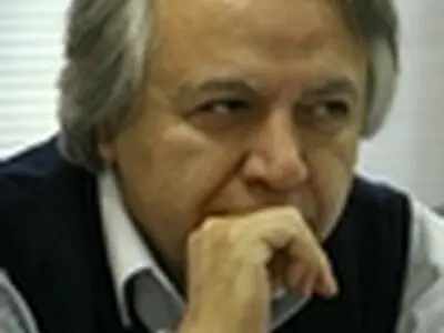 تلاش‌ها برای جلوگیری از رانت کافی نیست