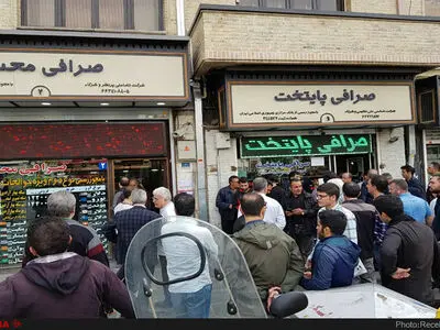 بحران ارزی حاصل بی‌خردی است/ بودجه‌بندی ضعیف دولت عامل اصلی تورم