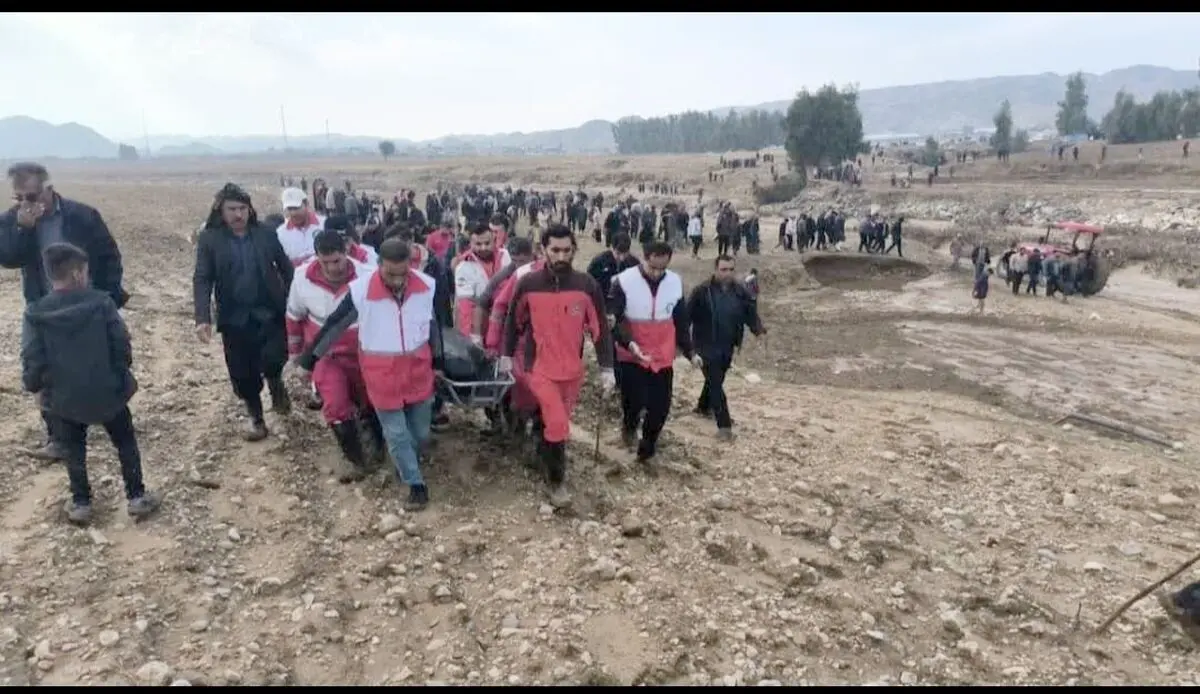 نجات چهار گردشگر گرفتار در مناطق گردشگری خوزستان توسط امدادگران هلال‌احمر  
