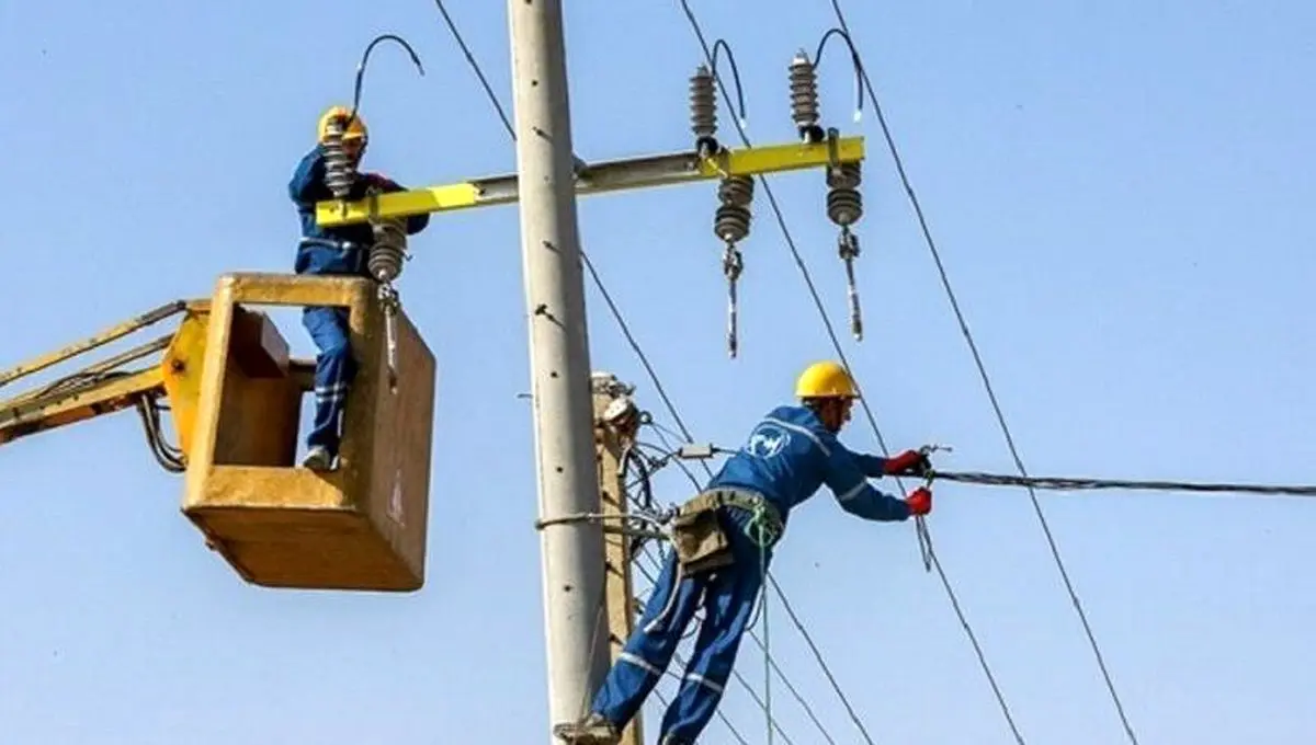 نصب ۵۵۰ کیلومتر کابل خودنگهدار در گیلان در سال ۱۴۰۴