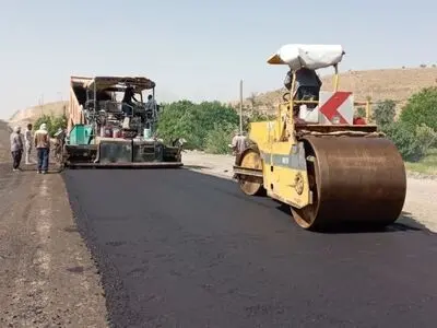 بهسازی و آسفالت ورودی شهر چکنه با اعتباری بالغ بر ١٠ میلیارد ریال 