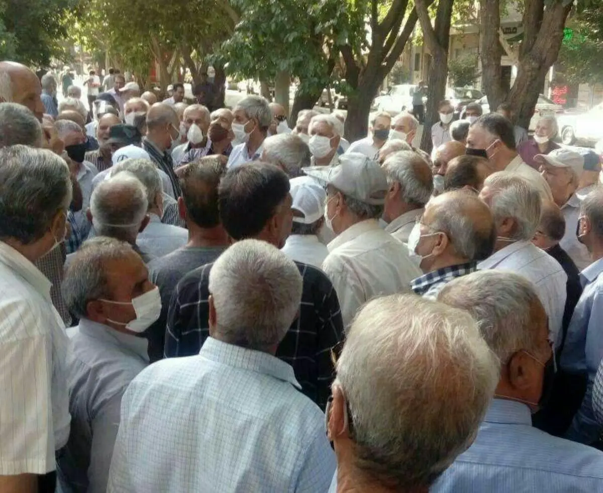 استمدادبازنشستگان فولاد اصفهان از دادگستری 