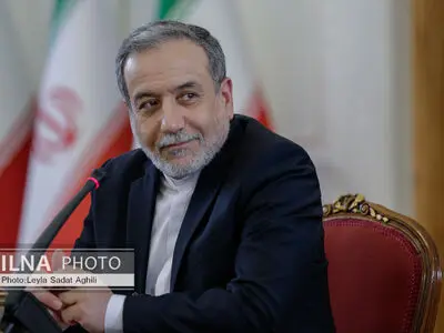 وزير الخارجية الإيراني: لا نتجاهل احتمال اندلاع مواجهة عسكرية