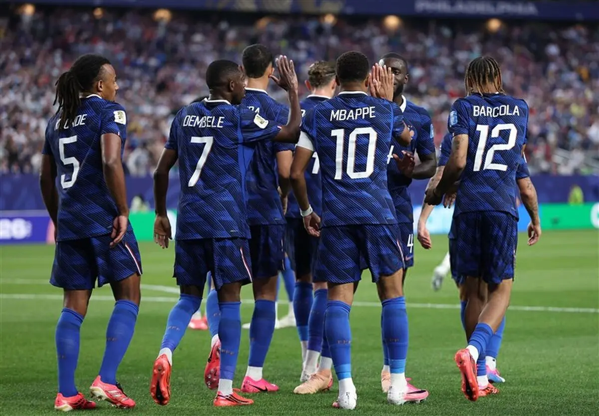 فرانسه 3 - 0 عراق ؛ صعود قطعی خروس ها