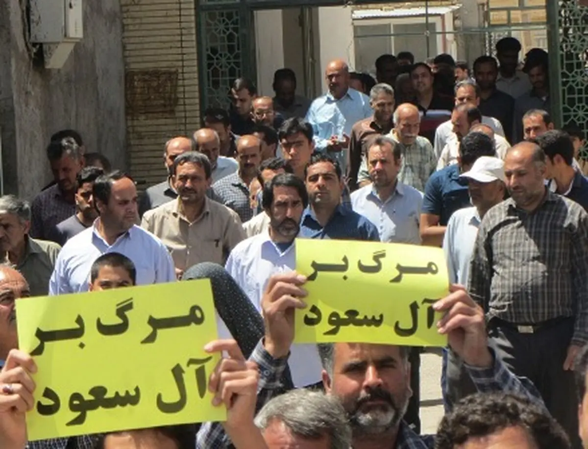 راهپیمایی نمازگزاران ابوزیدآبا در محکومیت حمله  آل سعود به خاک یمن

  