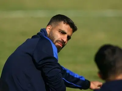 کنایه مرادمند به دو مدافع جنجالی استقلال (عکس)