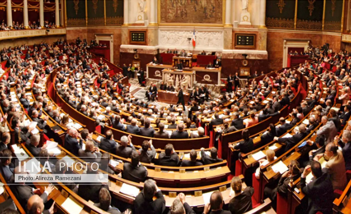 دولت فرانسه خواستار اتحاد برای اعمال قانون وضعیت اضطراری شد