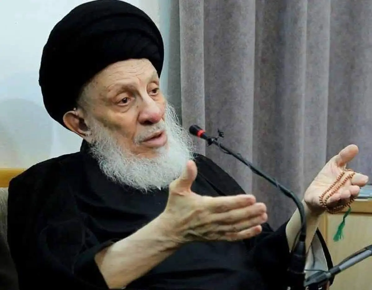 قائد الثورة الاسلامیة یقیم مجلسا تأبینیا للمرجع الراحل محمد سعید الحکیم