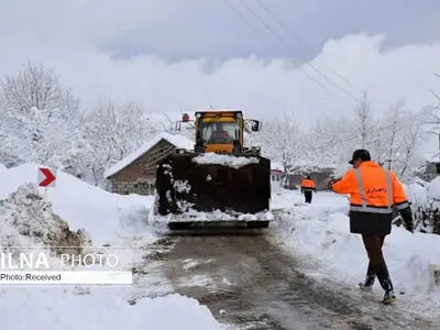 مسدود شدن راه ارتباطی ۶۳۰ روستای برفگیر در استان