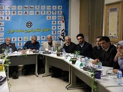 انجام اصلاحات پارامتریک در  تامین اجتماعی ضروری است/ مصارف سازمان  ماهیانه ۹۶۰۰ میلیارد تومان است