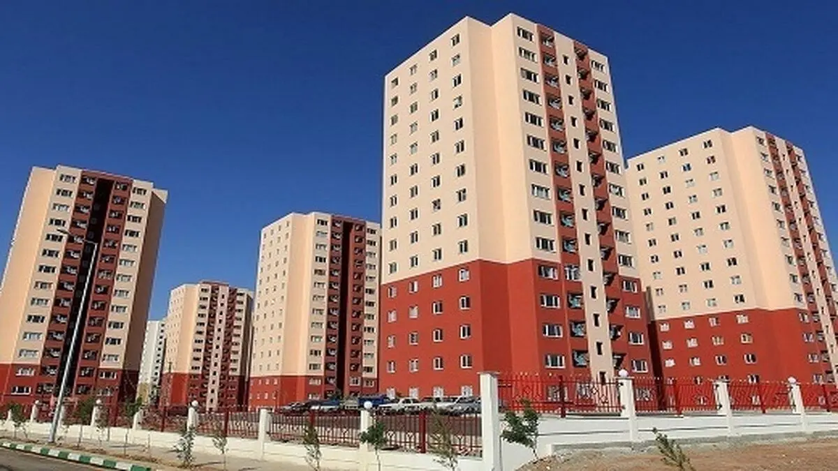 کاهش تجمعات حوزه مسکن نتیجه پیگیری‌های مستمر است / نوسانات نرخ ارز تأثیرات بسیاری بر پروژه‌های مسکن گذاشته است