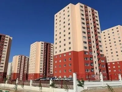 کاهش تجمعات حوزه مسکن نتیجه پیگیری‌های مستمر است / نوسانات نرخ ارز تأثیرات بسیاری بر پروژه‌های مسکن گذاشته است