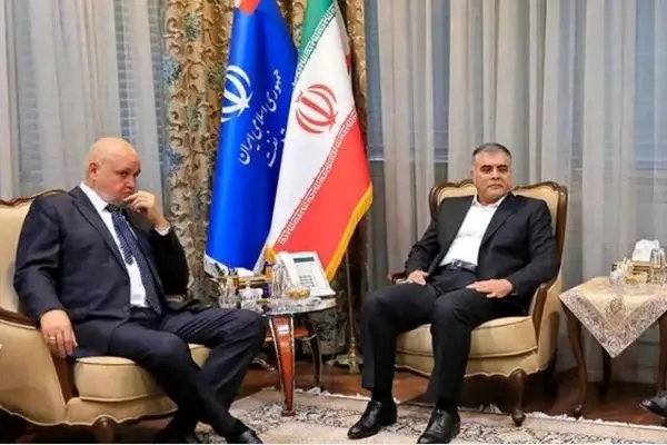 وزير النفط الايراني: نحاول متابعة وتنفيذ وثائق التعاون ومذكرات التفاهم بين إيران وروسيا