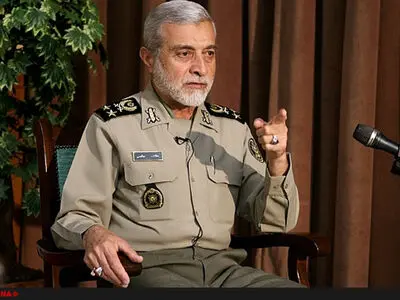 فرمانده جدید نزاجا بسترهای آمادگی در حوزه جنگ‌های نوین را فراهم کند
