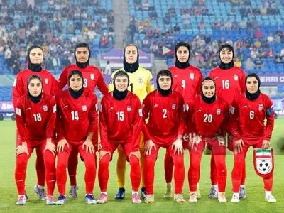 توییت رییس مجلس شورای اسلامی در خصوص تیم ملی فوتبال بانوان