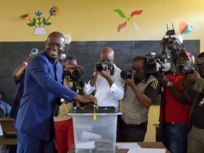 پیروزی رهبر نظامی گابن در انتخابات ریاست‌جمهوری