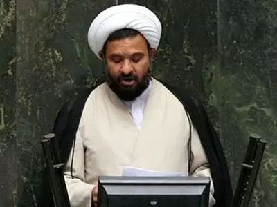 هر روز که از عدم اجرای همسان‌سازی حقوق بازنشستگان می‌گذرد، تخلف قانونی است/ دولت پاسخگو باشد