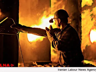 کارگران کارخانه تعطیل شده ستبر گرانول علیه کارفرما شکایت کردند