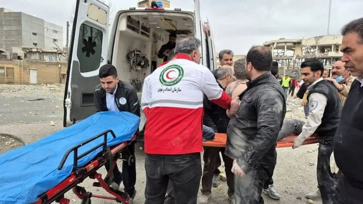 شهادت یک امدادگر هلال‌احمر اصفهان و ١١ کادر درمان/امدادرسانی به آسیب دیدگان جنگ ادامه دارد