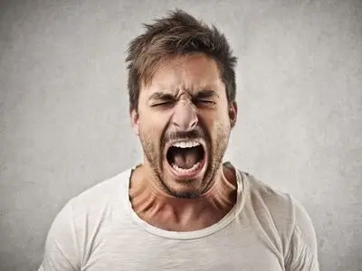 اگر بی‌اعصابید این خوراکی‌ها را هرگز نخورید