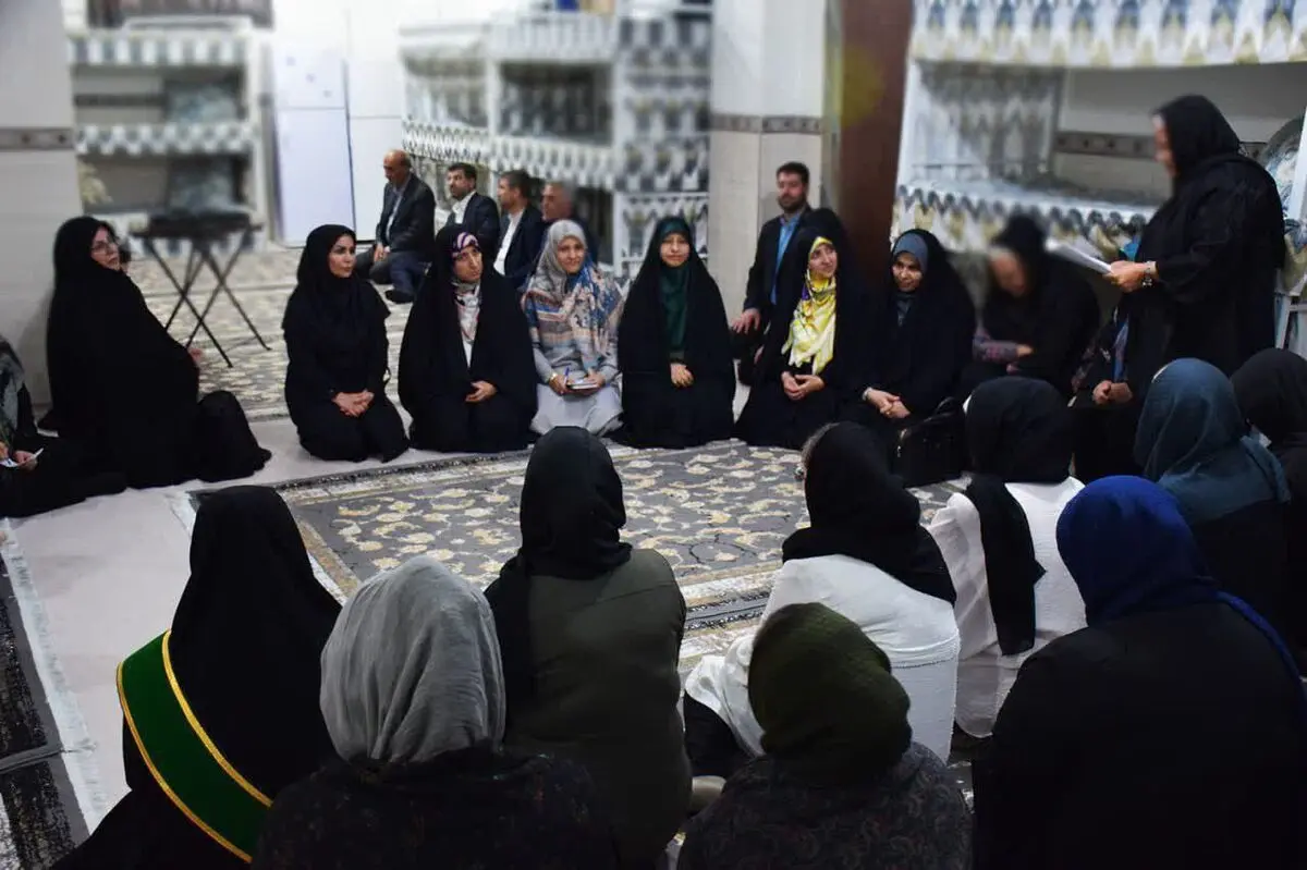 بازدید معاون رئیس‌جمهور در امور زنان و خانواده از زندان فردیس کرج

