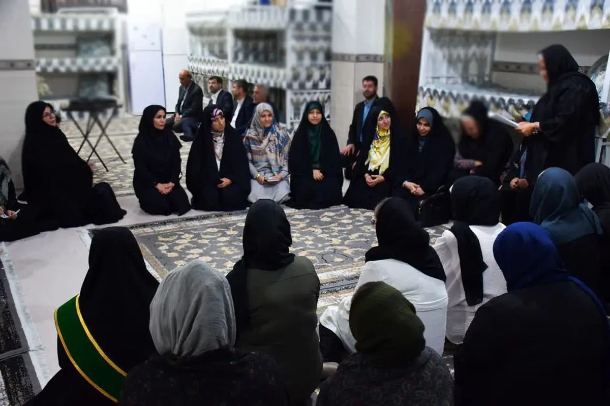 بازدید معاون رئیس‌جمهور در امور زنان و خانواده از زندان فردیس کرج

