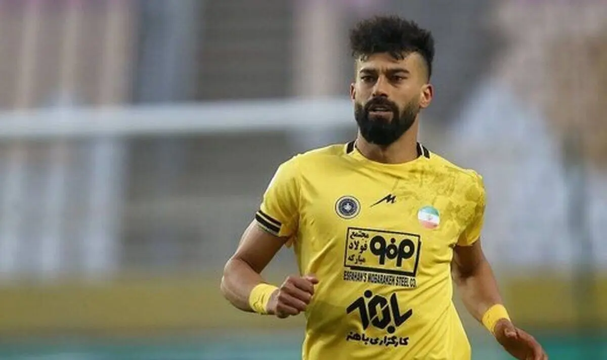 رامین رضاییان: خودمان قهرمانی را به پرسپولیس دادیم
