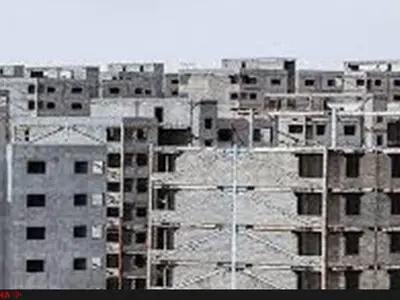 رکودِ شش ساله پروژه‌های مسکن مهر پرند/ کارگرانی که از «یک بام و دو هوا» خسته‌اند