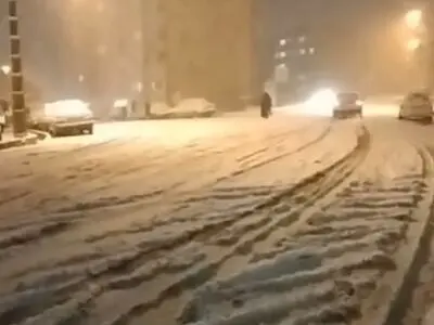 بارش شدید برف در همدان + فیلم
