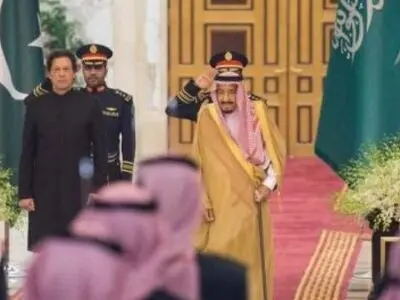 عمران خان یصل الى الریاض بعد زیارته طهران 