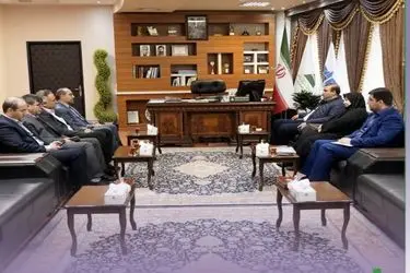 گسترش همکاری های علمی منطقه آزاد ارس با دانشگاه‌های صنعتی